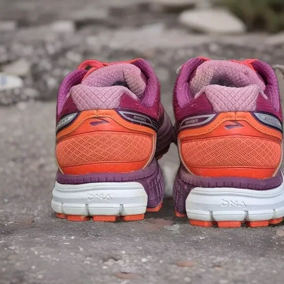 Brooks Ghost 8 Athletic Running Shoes Womens Size 11.5  Berry Orange - Picture 6 of 8